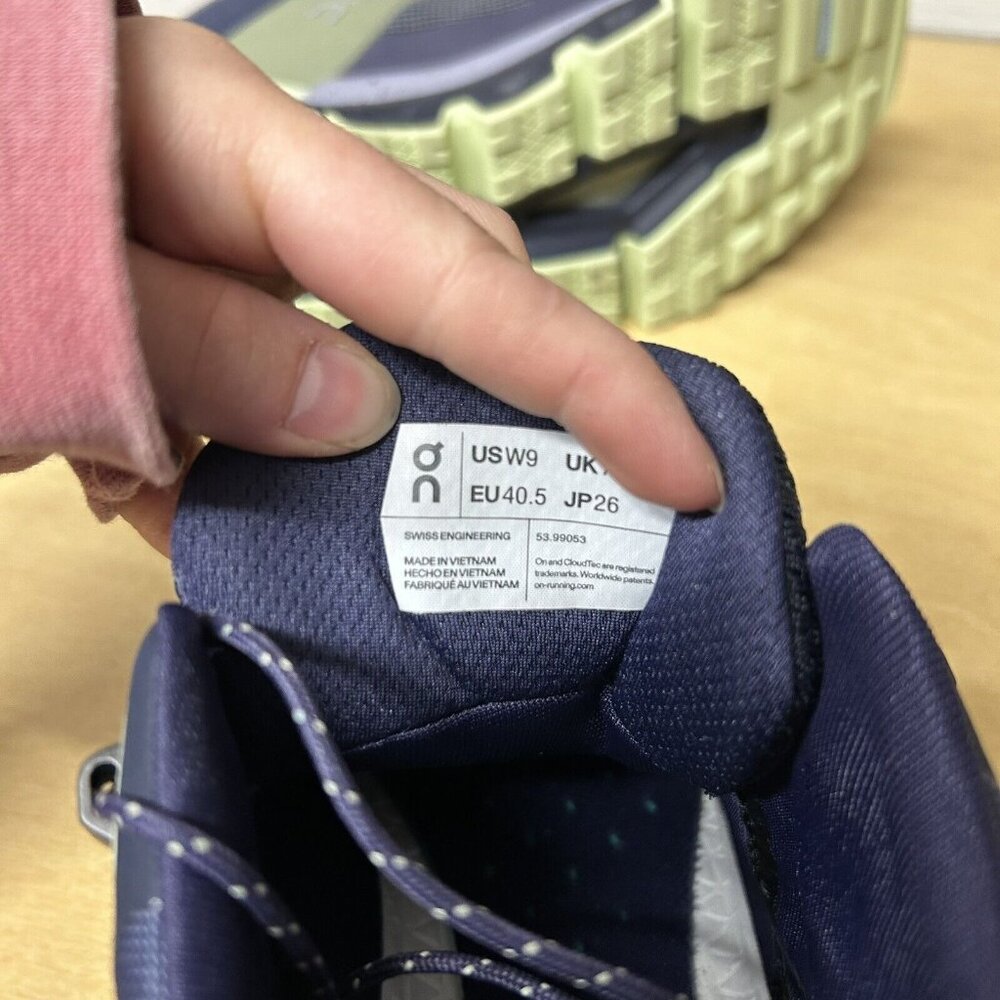 ON Cloudtrax Water Repellent Hiking Shoes Navy/Green Purple Women's ’s Size 9 - Picture 9 of 9